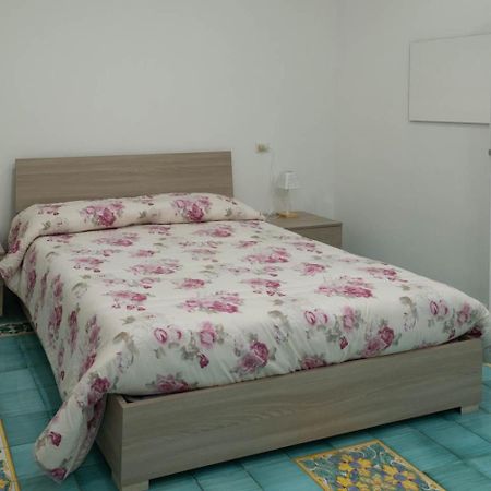 Let It B&B Apartment Salerno Eksteriør billede