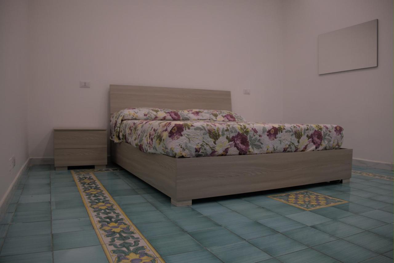 Let It B&B Apartment Salerno Eksteriør billede