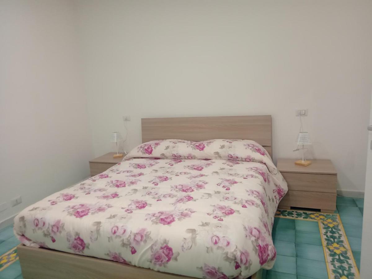 Let It B&B Apartment Salerno Eksteriør billede