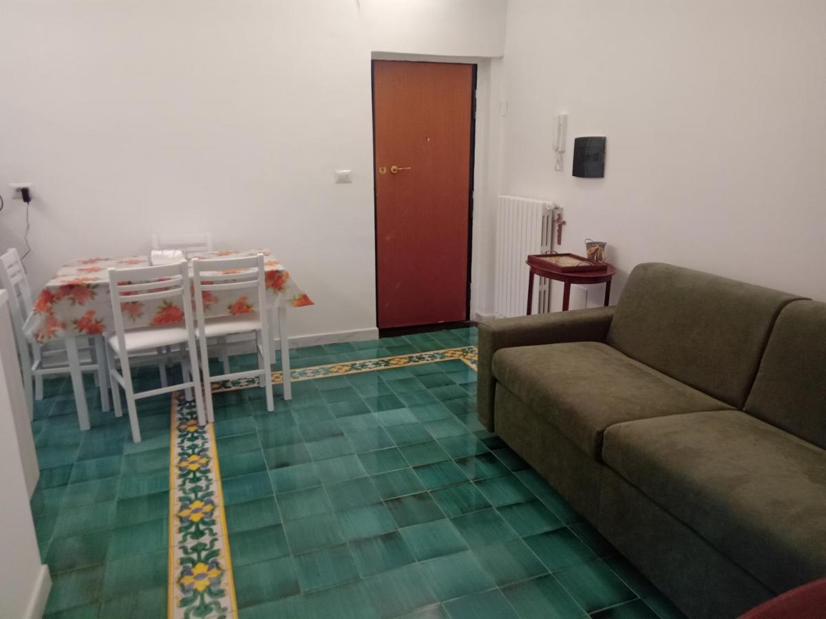 Let It B&B Apartment Salerno Eksteriør billede
