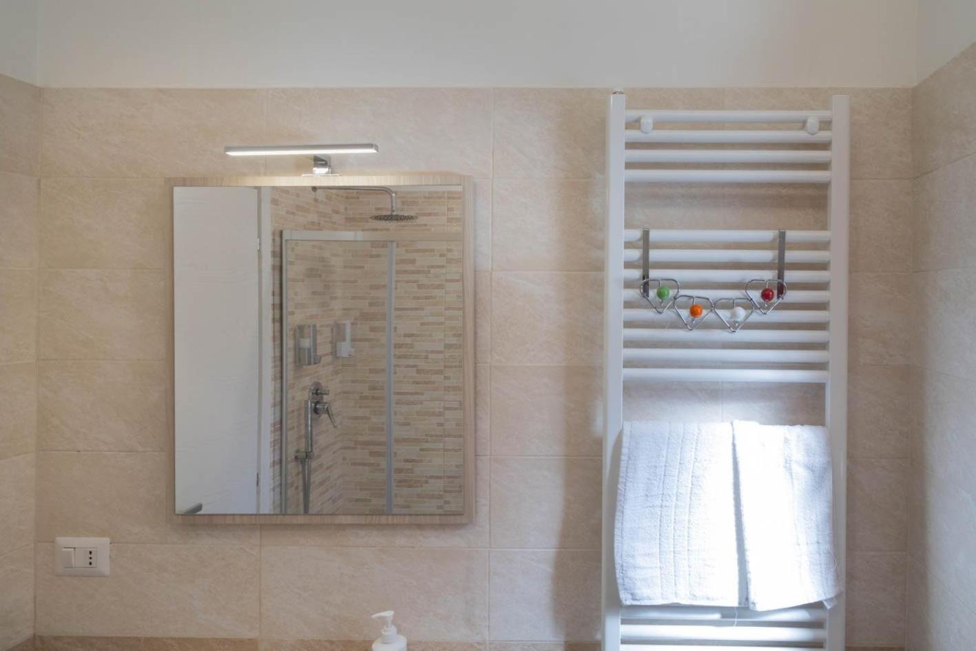 Let It B&B Apartment Salerno Værelse billede
